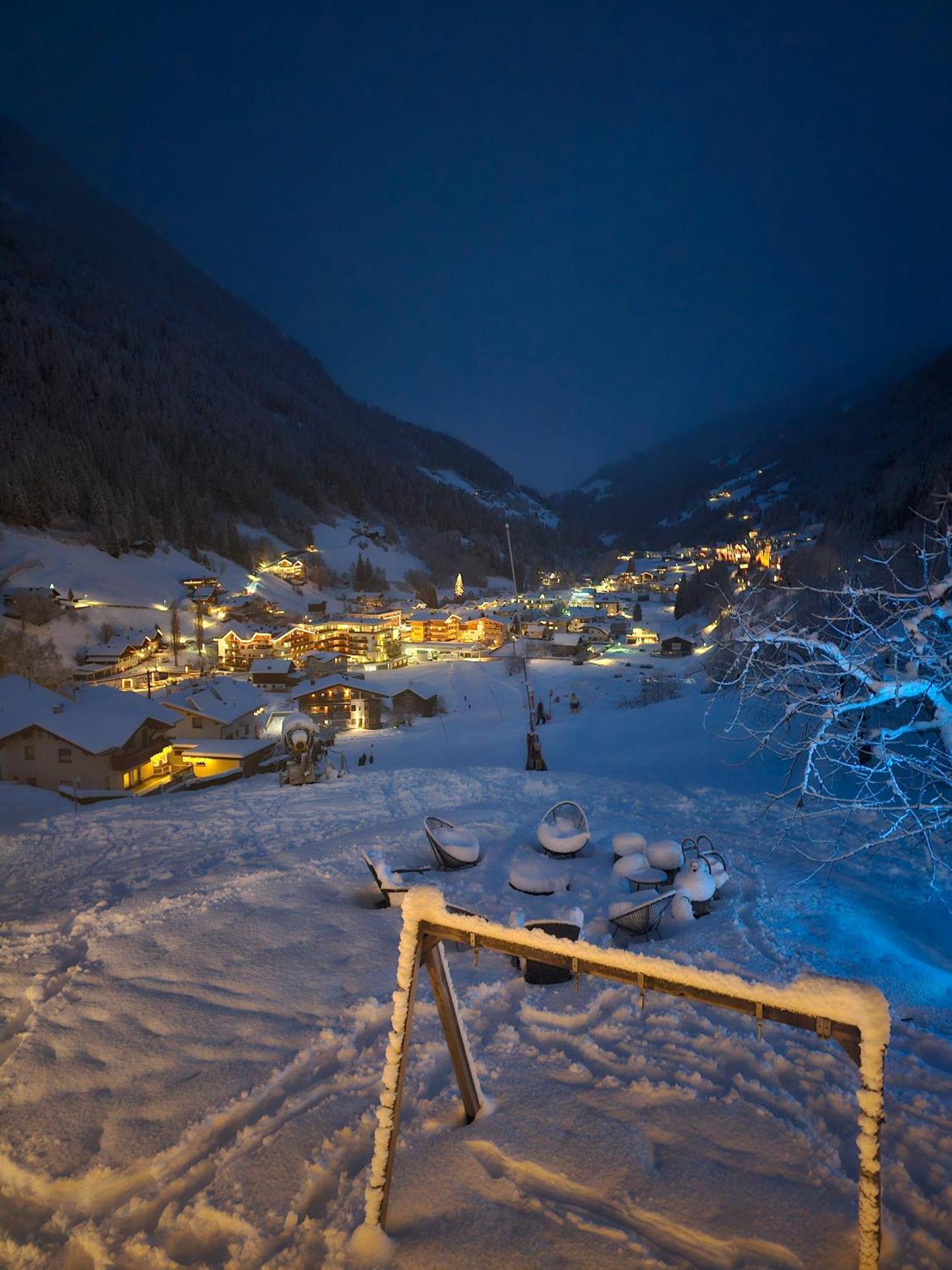 Lieblingsplatz - Ski in und Ski out See Exterior foto